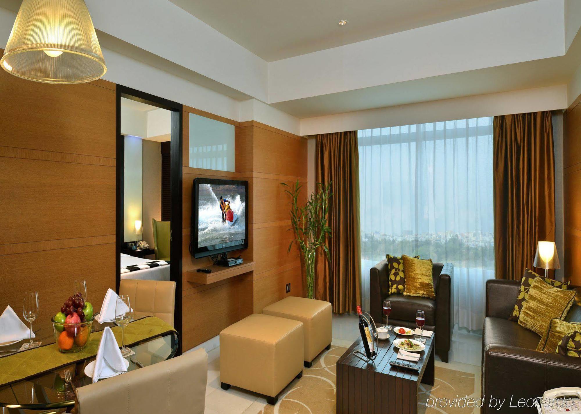 The Golkonda Hotel Hyderabad Bilik gambar