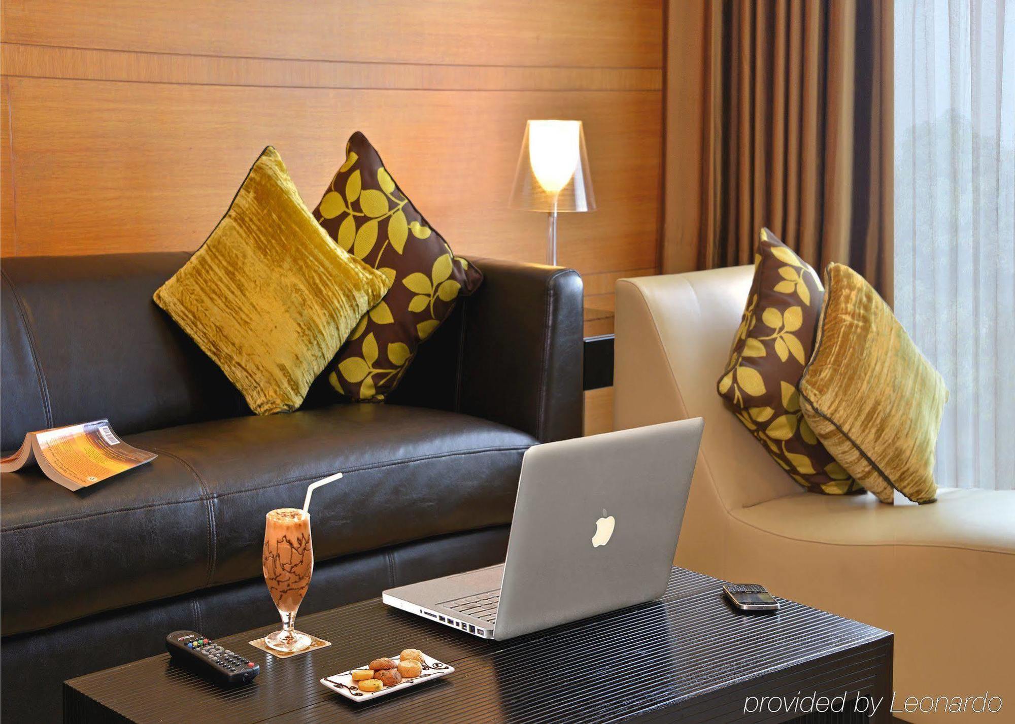 The Golkonda Hotel Hyderabad Bilik gambar