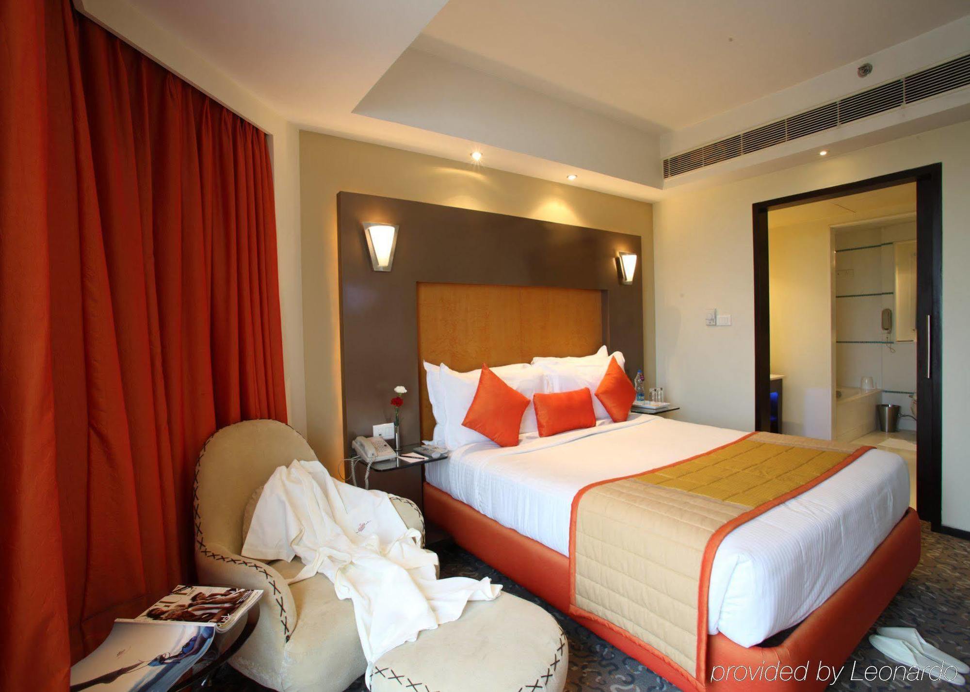 The Golkonda Hotel Hyderabad Bilik gambar
